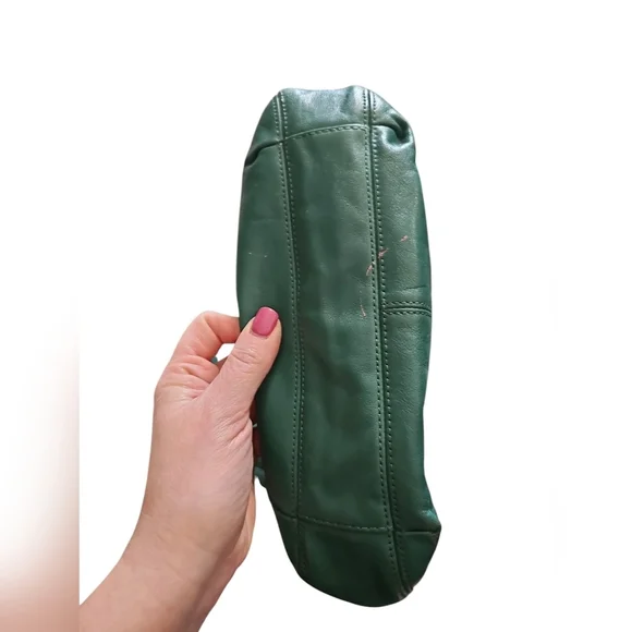 Coach Green Leather Women's Shoulder Bag Purse - Picture 4 of 7